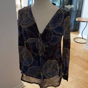 Women’s V-neck top